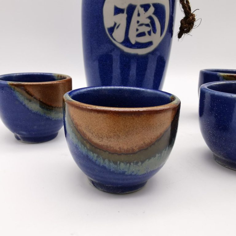 Set da sake blu/marrone