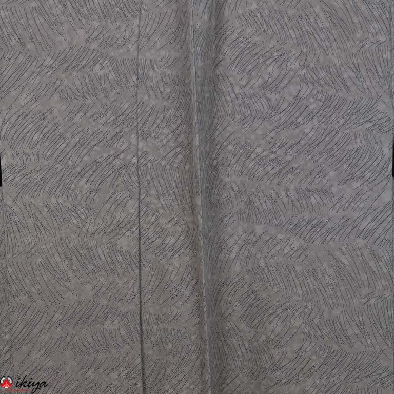 Haori da donna in seta grigia con fili d'erba