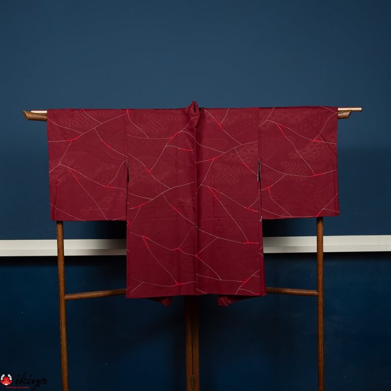 Haori da donna in seta "rinzu" bordeaux