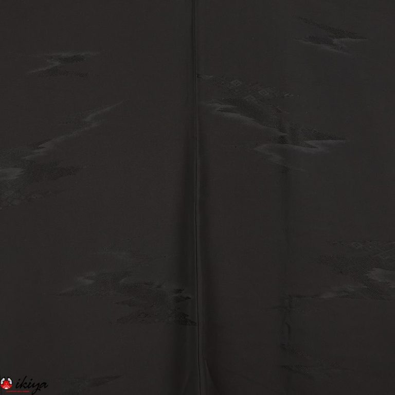Haori da donna formale in seta "rinzu" nera