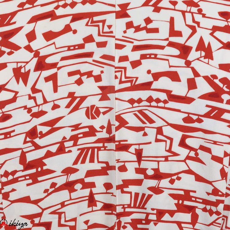 Haori da donna in seta chirimen avorio con motivo astratto