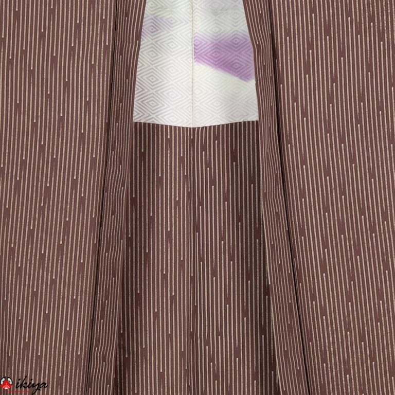Haori da donna in seta marrone a righe bianche