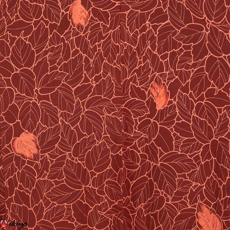 Haori da donna in seta rosso mattone con motivo di foglie