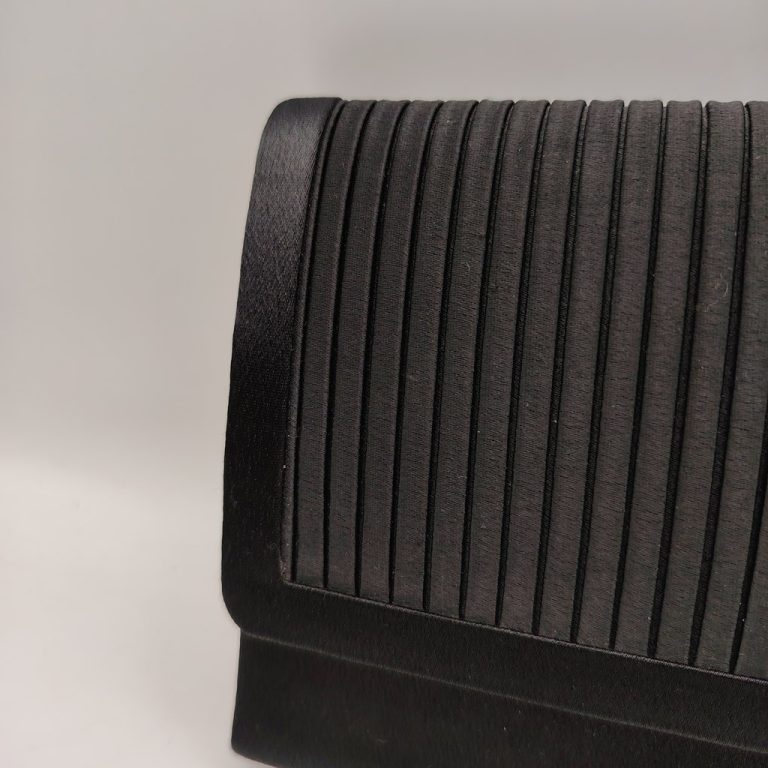 Borsetta per kimono nera in satin