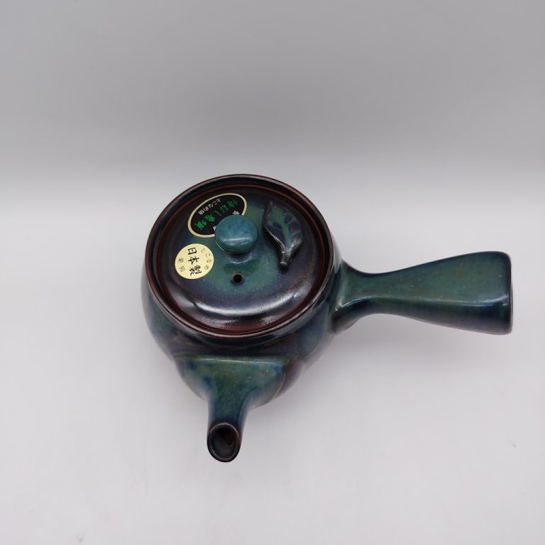 Kyusu in ceramica verde con fogliolina - 380ml