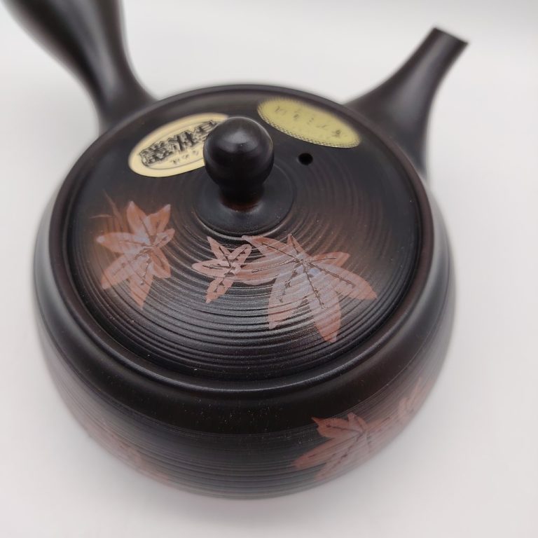 Kyusu nera con foglie di acero rosse "Koyo" - 370ml