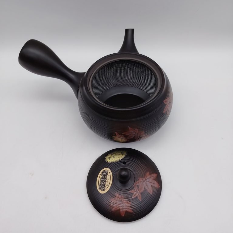 Kyusu nera con foglie di acero rosse "Koyo" - 370ml