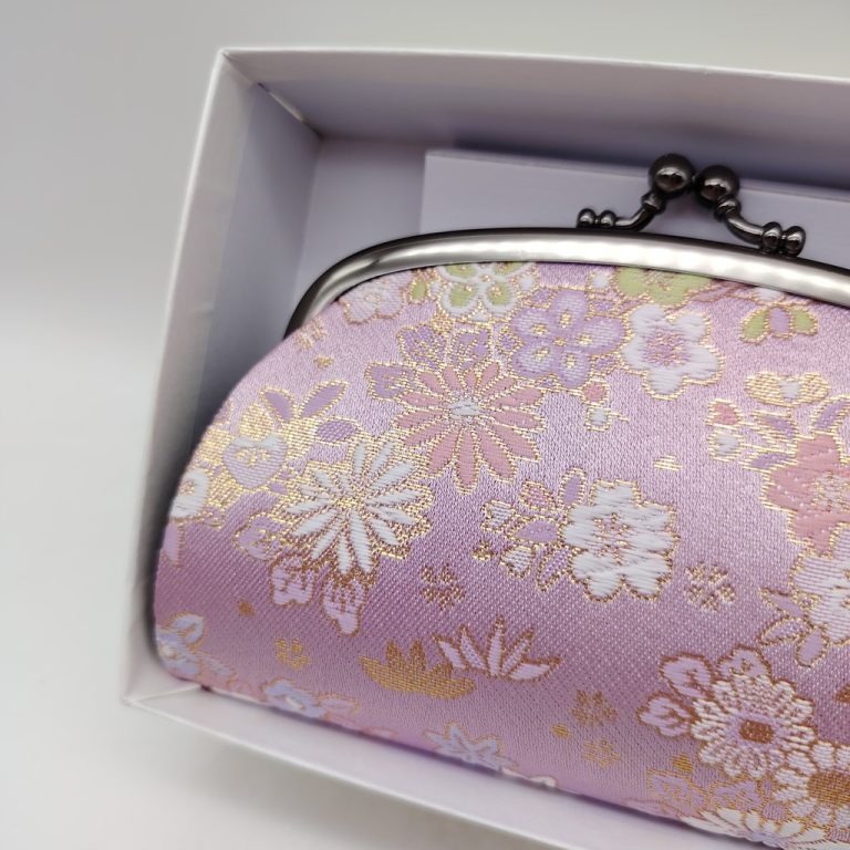 Portamonete artigianale da Kyoto L - Rosa con fiori stagionali