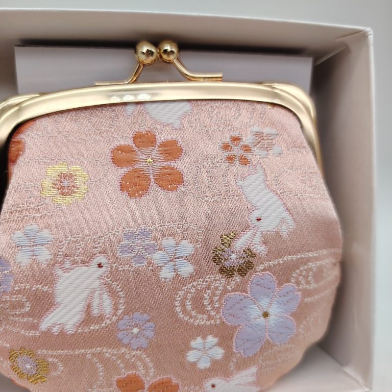 Portamonete artigianale da Kyoto M - Rosa con coniglietti e sakura