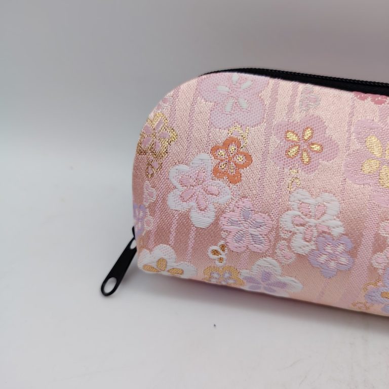 Portaocchiali con zip artigianale da Kyoto - Rosa con fiori colorati