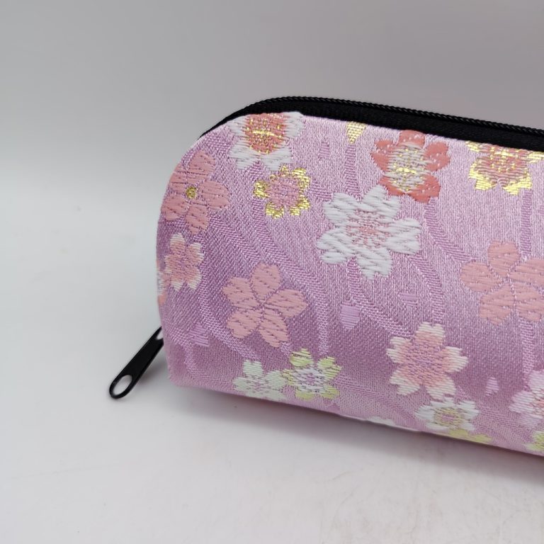 Portaocchiali con zip artigianale da Kyoto - Rosa con fiori di ciliegio