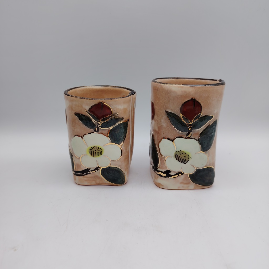 Coppia di tazze in ceramica Kyoyaki - Ayatsubaki