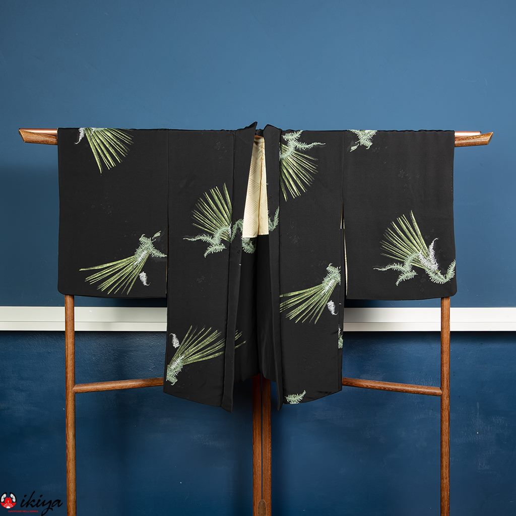 Haori da donna formale in seta nera con felci