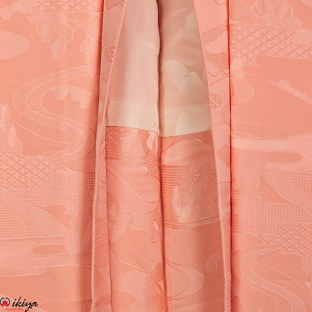 Haori da donna in seta "rinzu" rosa con motivo stilizzato