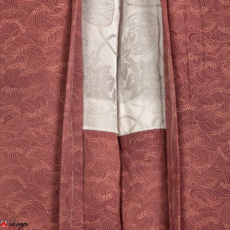 Haori da donna in seta "rinzu" rosa scuro ad effetto sfumato