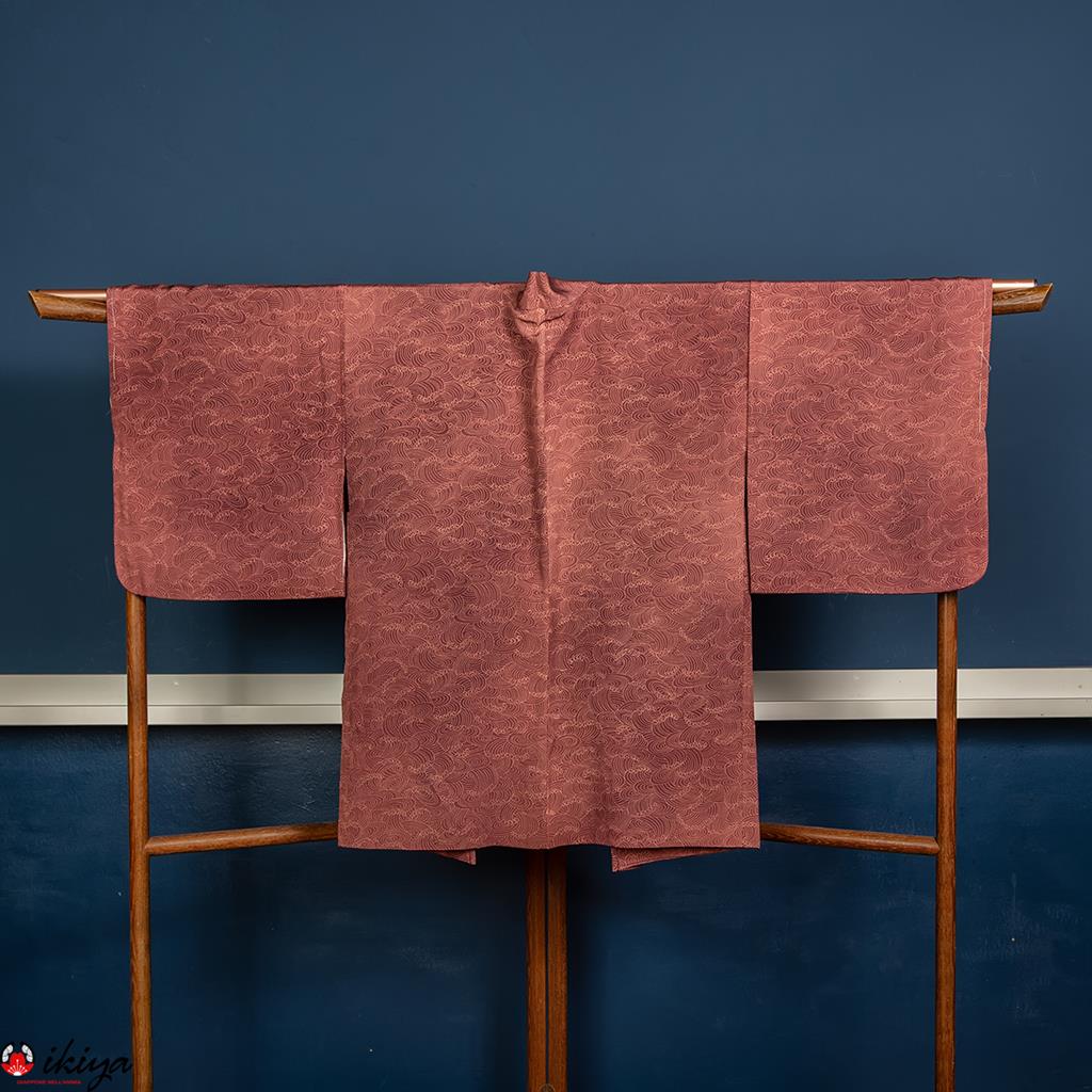 Haori da donna in seta "rinzu" rosa scuro ad effetto sfumato