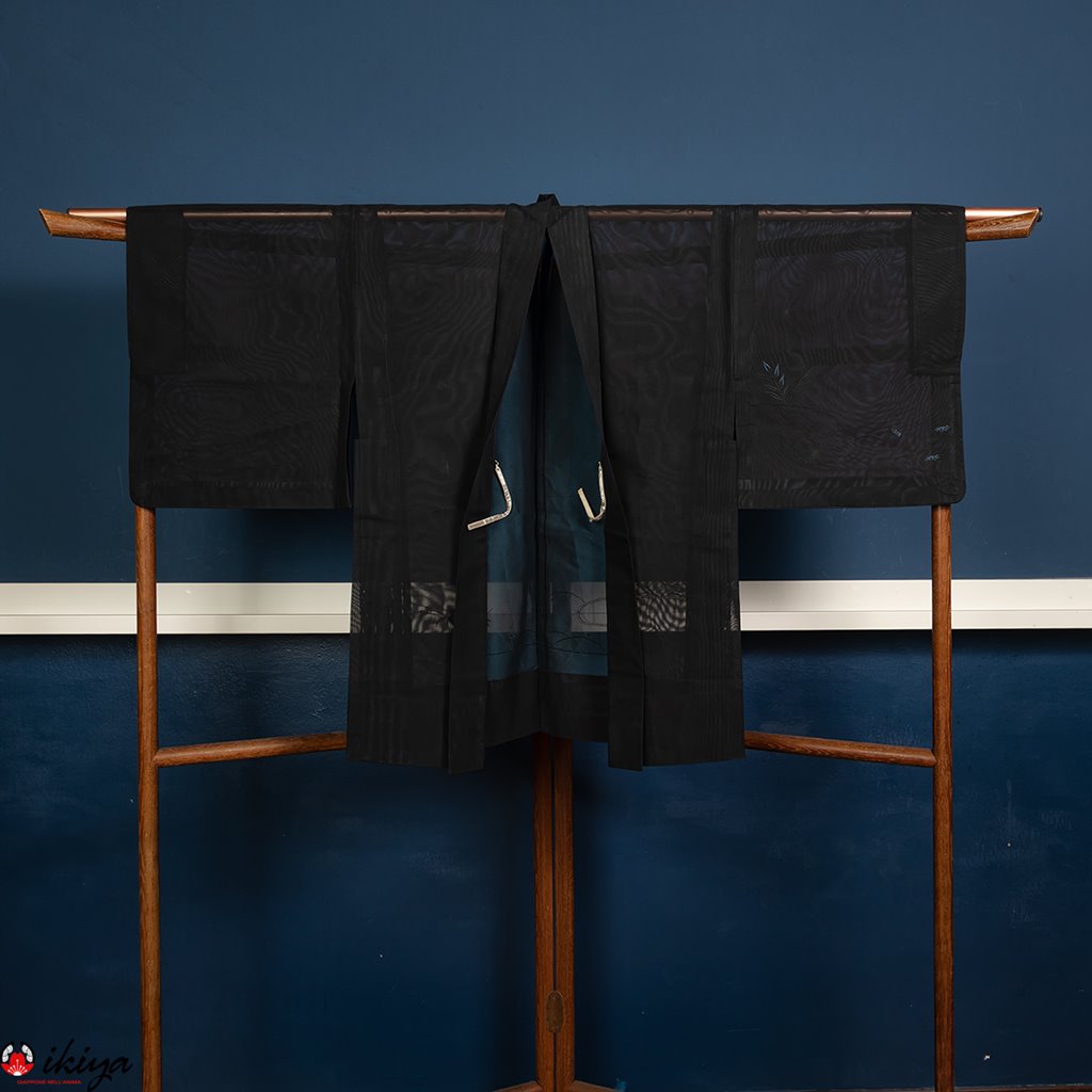 Haori da donna in seta "sha" nera/blu con bambù