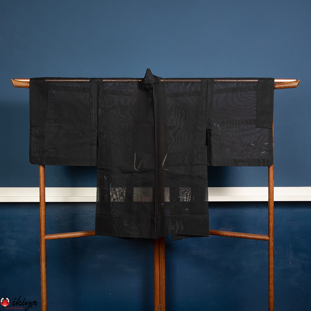 Haori da donna in seta "sha" nera/blu con bambù