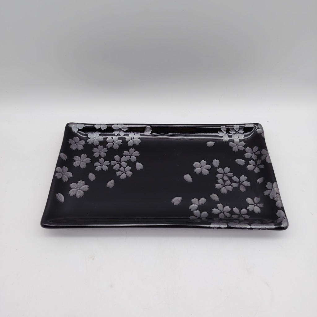Piatto rettangolare da sushi nero con sakura