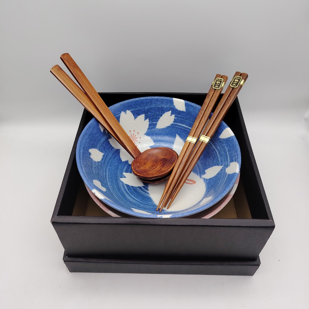 Set di due ciotole da ramen rosa e blu con coniglietti