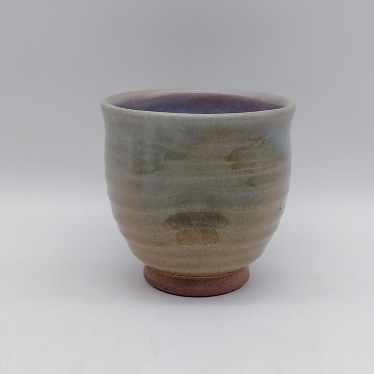 Tazza da tè in ceramica di Hagi di colore verde-azzurro sfumato