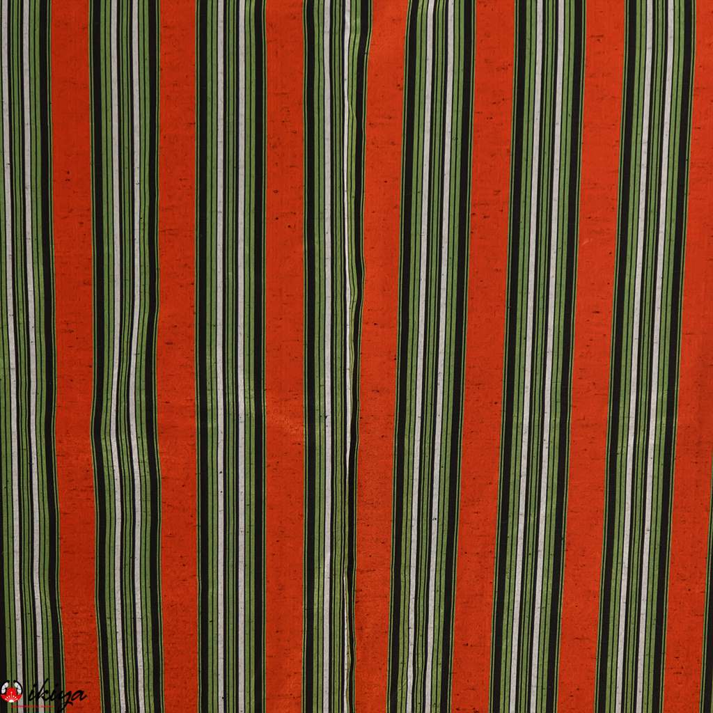 Haori da donna in seta Oshima-tsumugi arancione a righe colorate