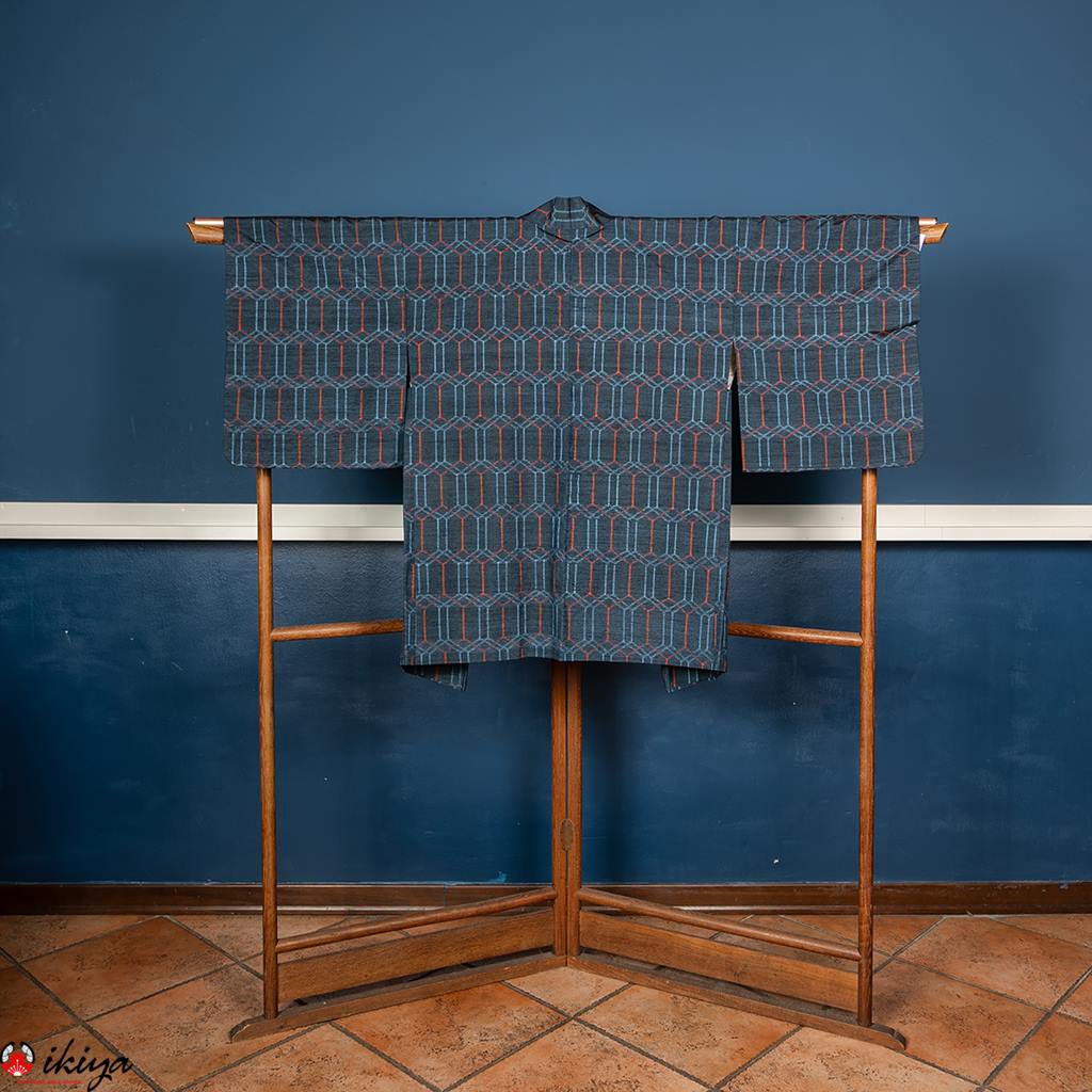 Haori da donna in seta Tsumugi blu con motivo geometrico