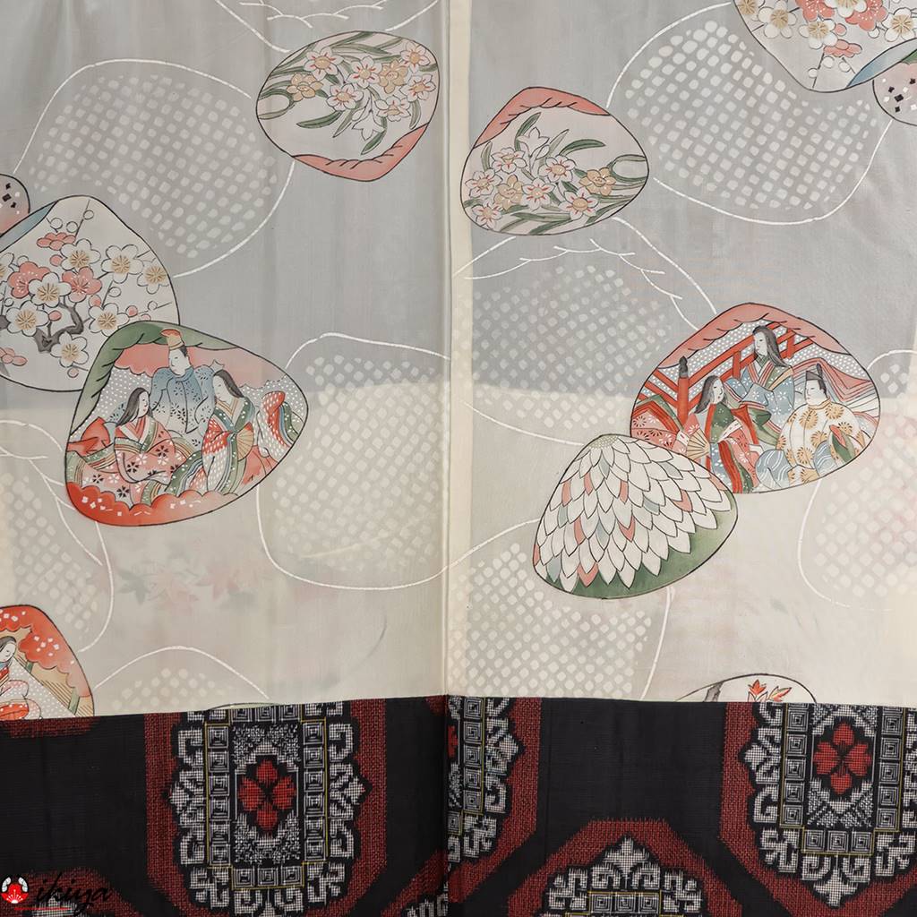 Haori da donna in seta Oshima-tsumugi nero con arabeschi floreali