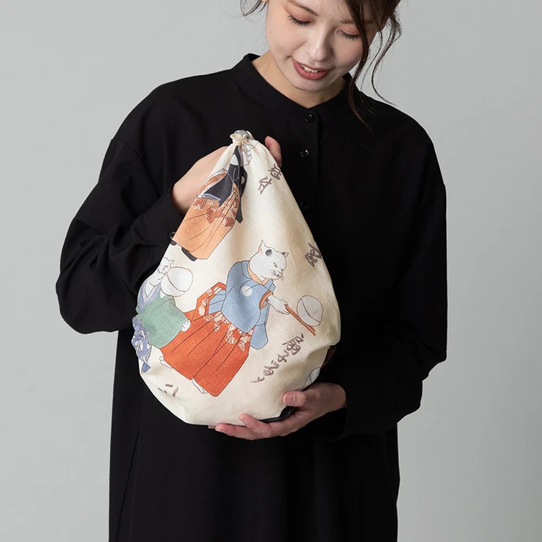 Furoshiki Ukiyo-e con gatti giocolieri 70cm - immagine 3