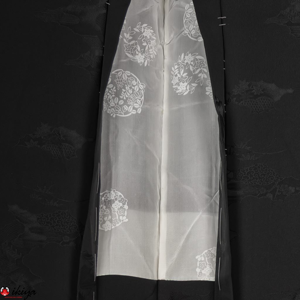 Haori da donna formale in seta "rinzu" nera con "takemon" - immagine 3