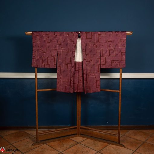 Haori da donna in seta "rinzu" viola con motivo astratto