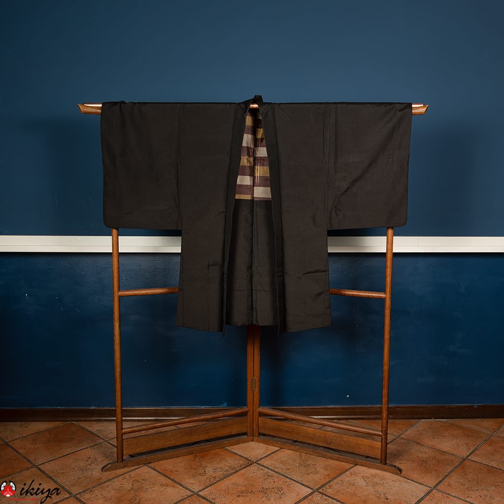 Haori da uomo in seta nera con fodera a righe - immagine 3