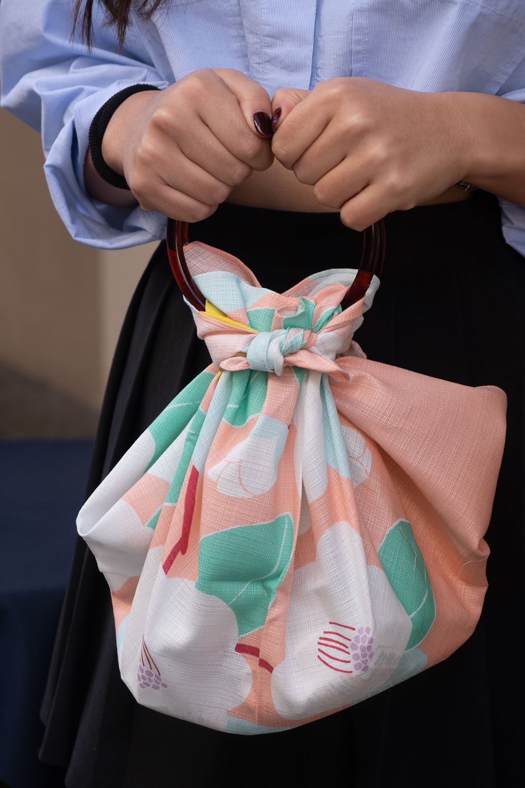 Laboratorio  di furoshiki: l’arte delle borse giapponesi | sabato 16 maggio 2026 alle 10.30 e alle 15.30