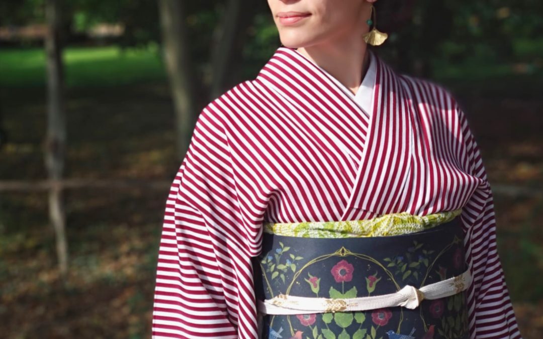 Introduzione al kitsuke, l’arte della vestizione del kimono assieme a Momo Kanzashi | sabato 22 novembre 2025 alle 10.30