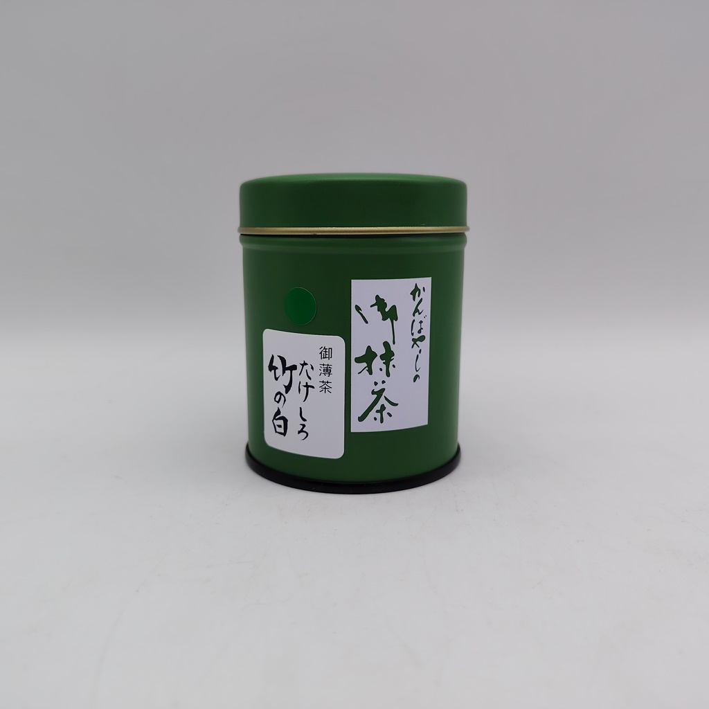 Lattina verde scuro di tè matcha "Takenoshiro" di Ocha no Kanbayashi (Uji) da 30g, con etichette in giapponese.