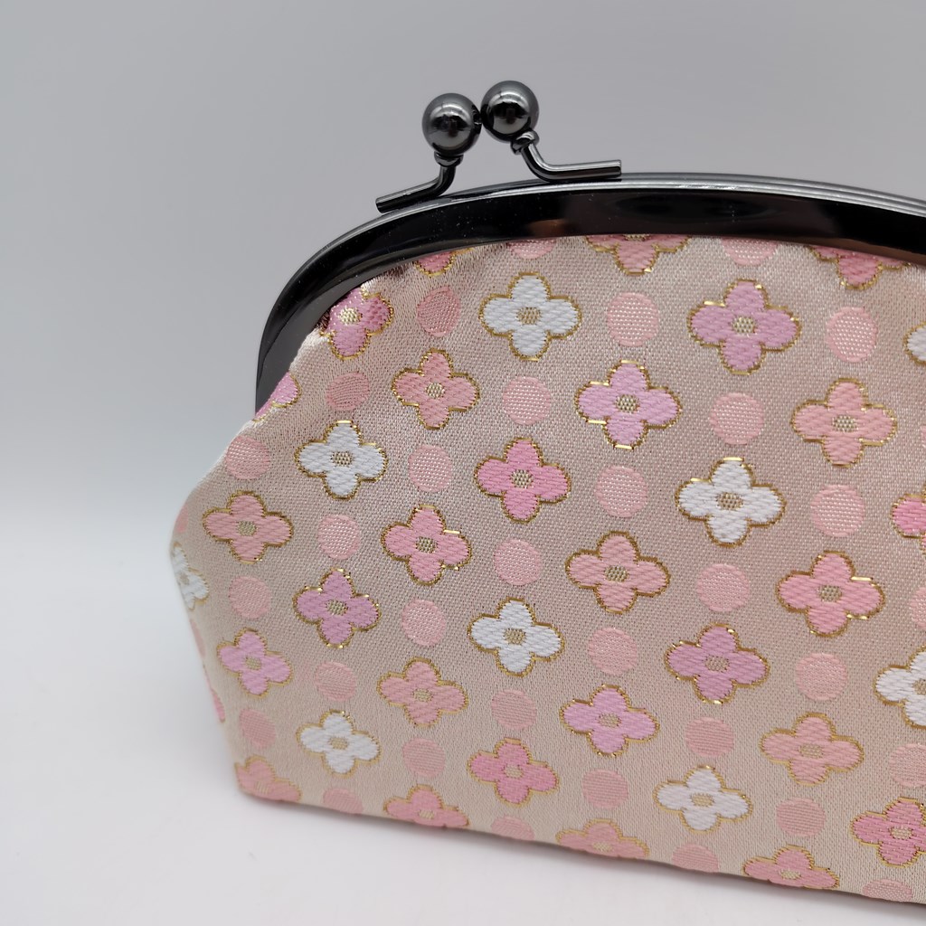 Pochette artigianale da Kyoto - Rosa con fiorellini - immagine 2