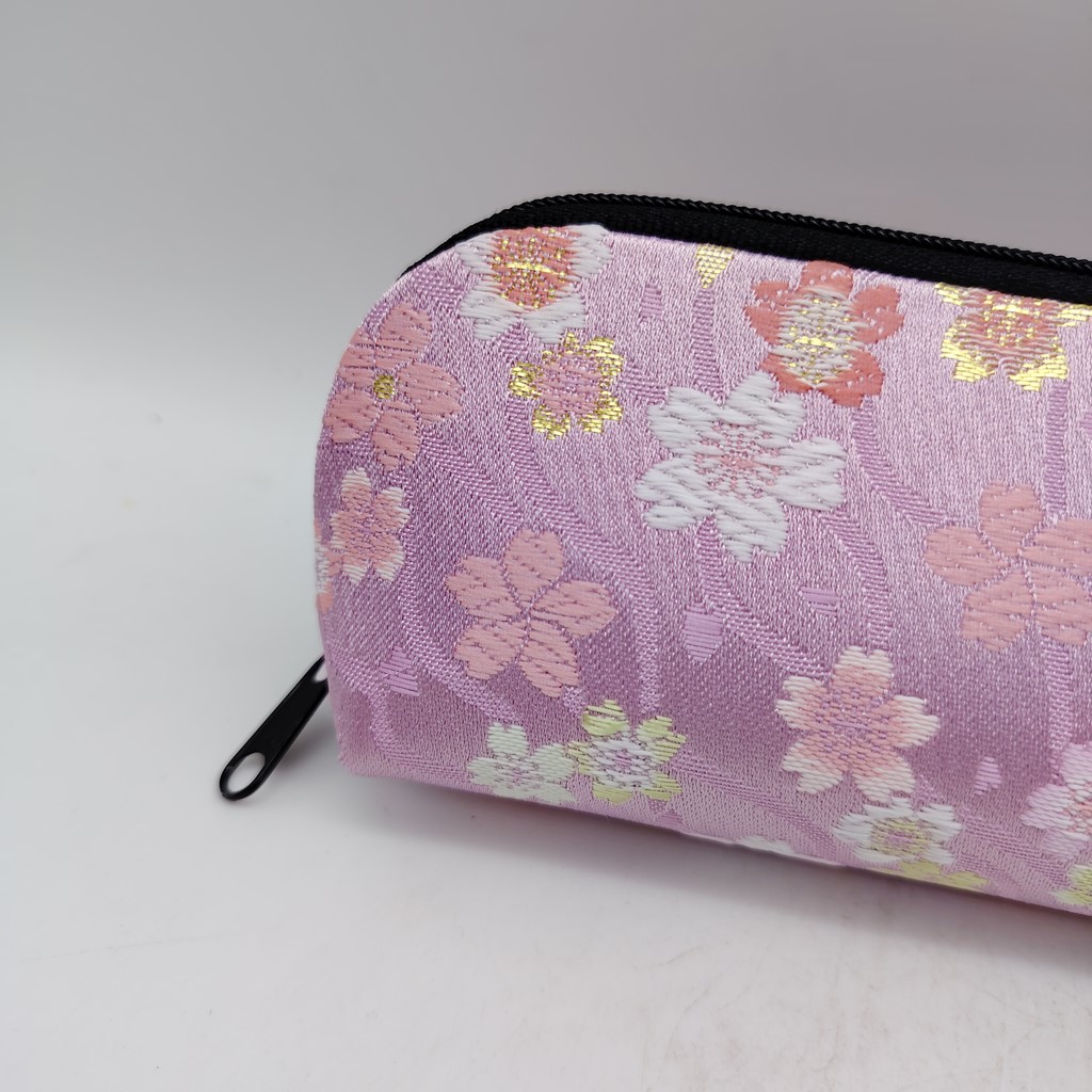 Portaocchiali con zip artigianale da Kyoto - Rosa con fiori di ciliegio - immagine 3