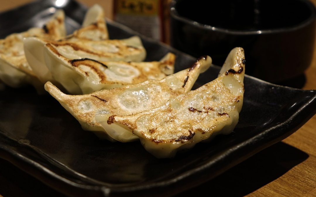 Cucina giapponese online assieme alla chef Kinu Yukawa – Gyoza fatti a mano | domenica 16 marzo 2025 alle 11.00