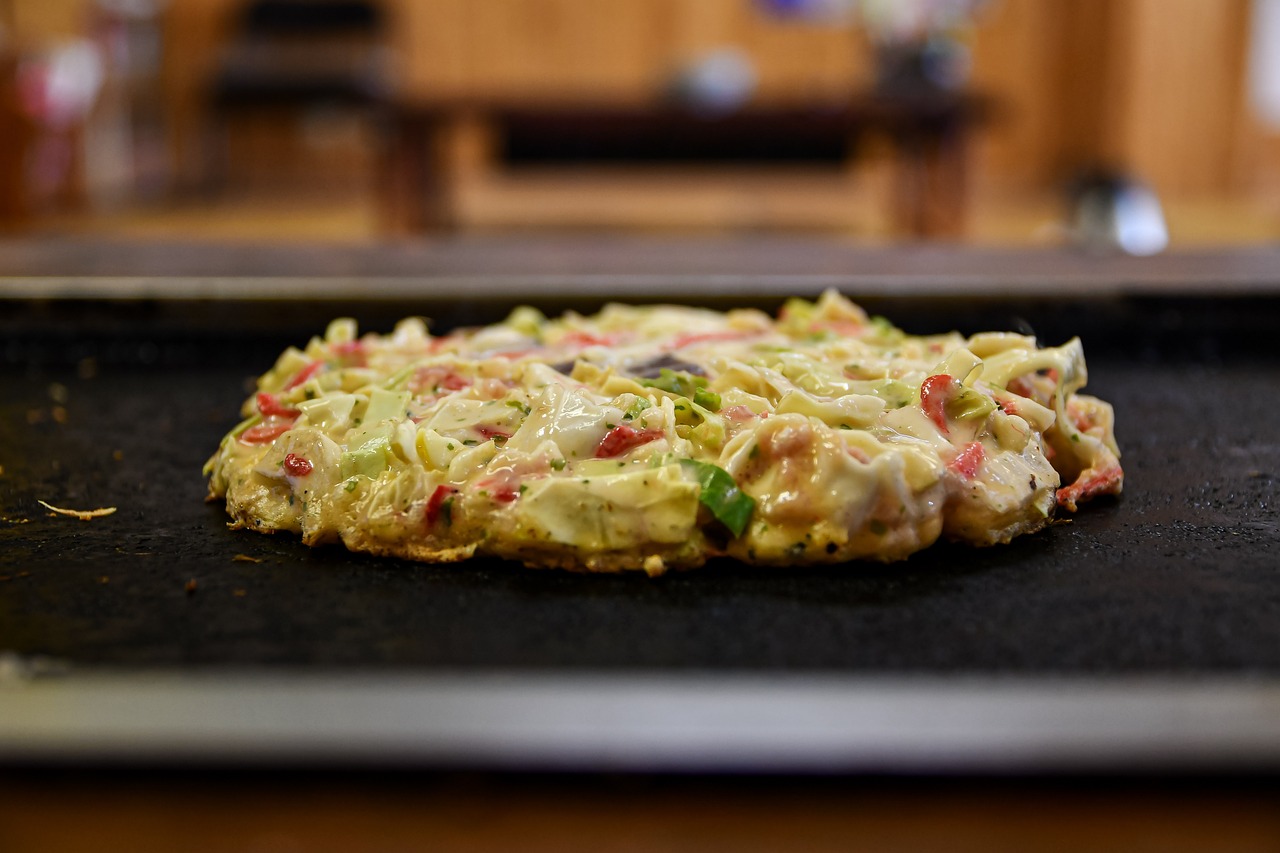 Cucina giapponese online assieme alla chef Kinu Yukawa – Street food: okonomiyaki, yakisoba e omusoba | domenica 13 aprile 2025 alle 11.00