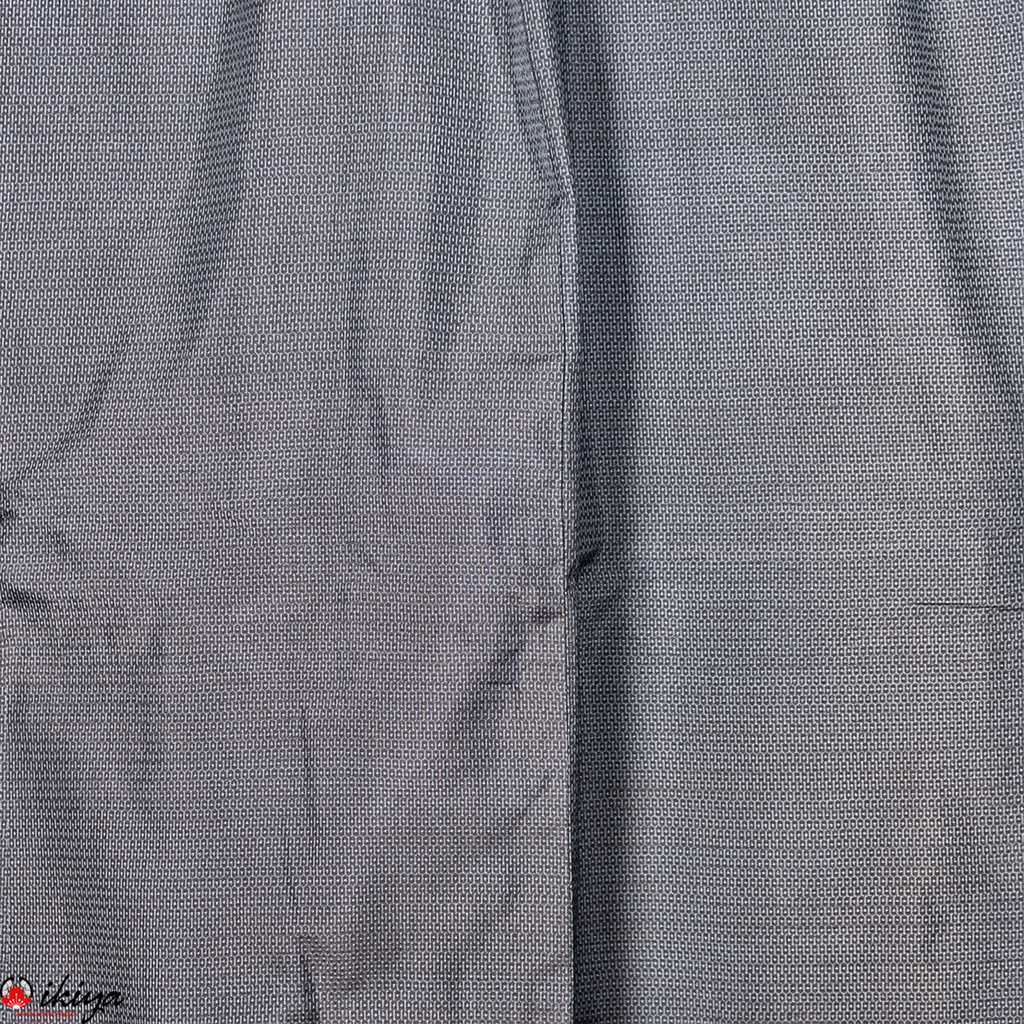 Haori vintage da uomo in seta blu con paesaggio di montagna e fiume - immagine 2