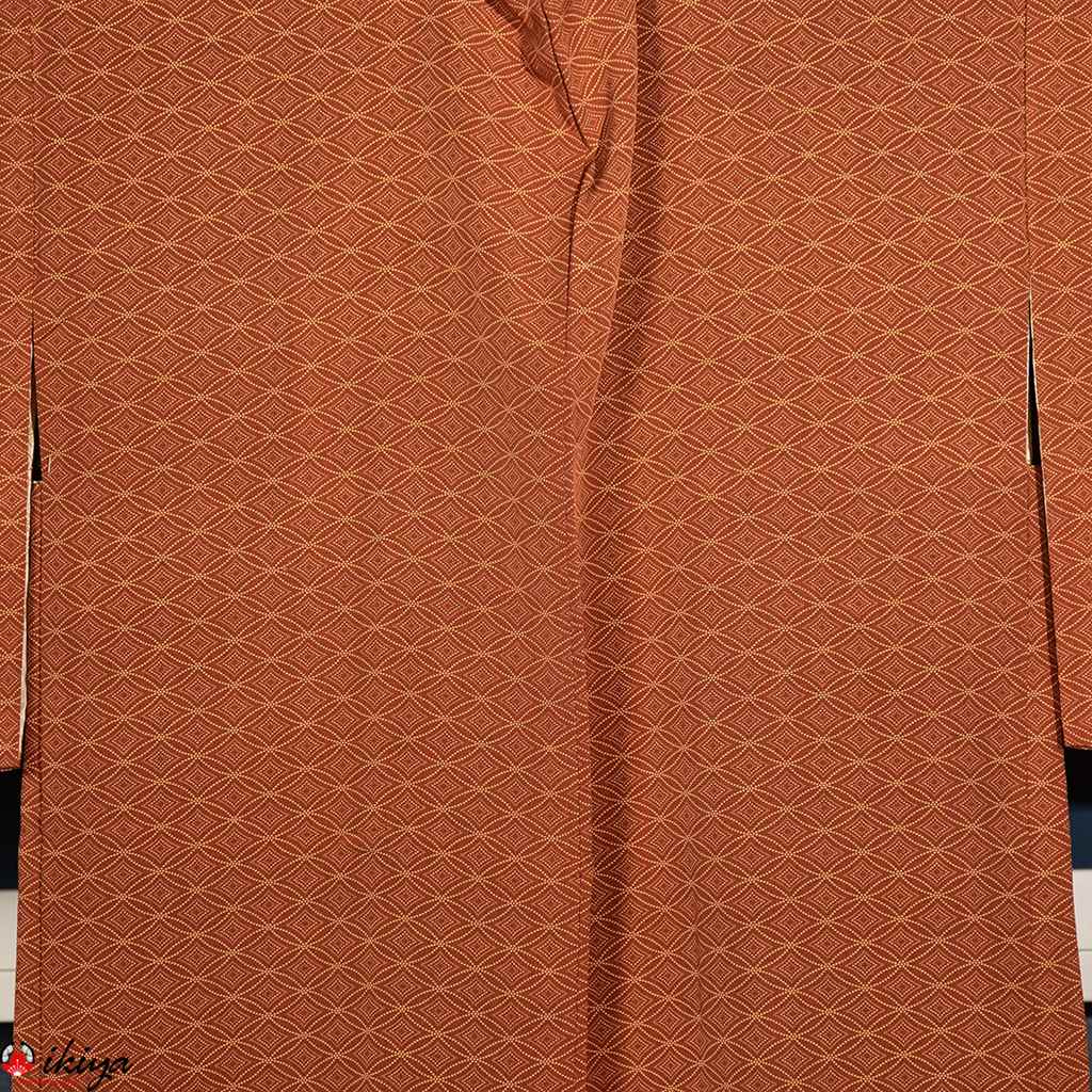 Haori vintage in seta marrone chiaro con motivo shippo e fodera decorata - immagine 2