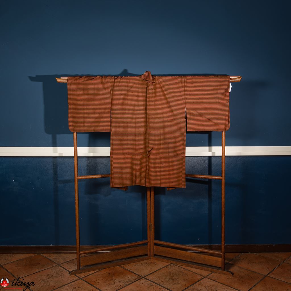 Haori vintage in seta tsumugi marrone a righe orizzontali - immagine 2
