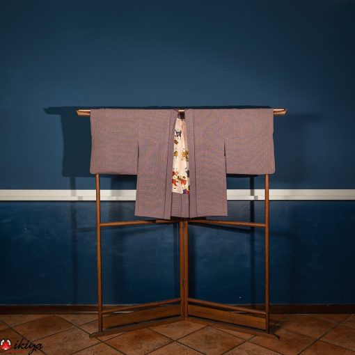 Haori vintage in seta viola con piccolo motivo geometrico e fodera karako