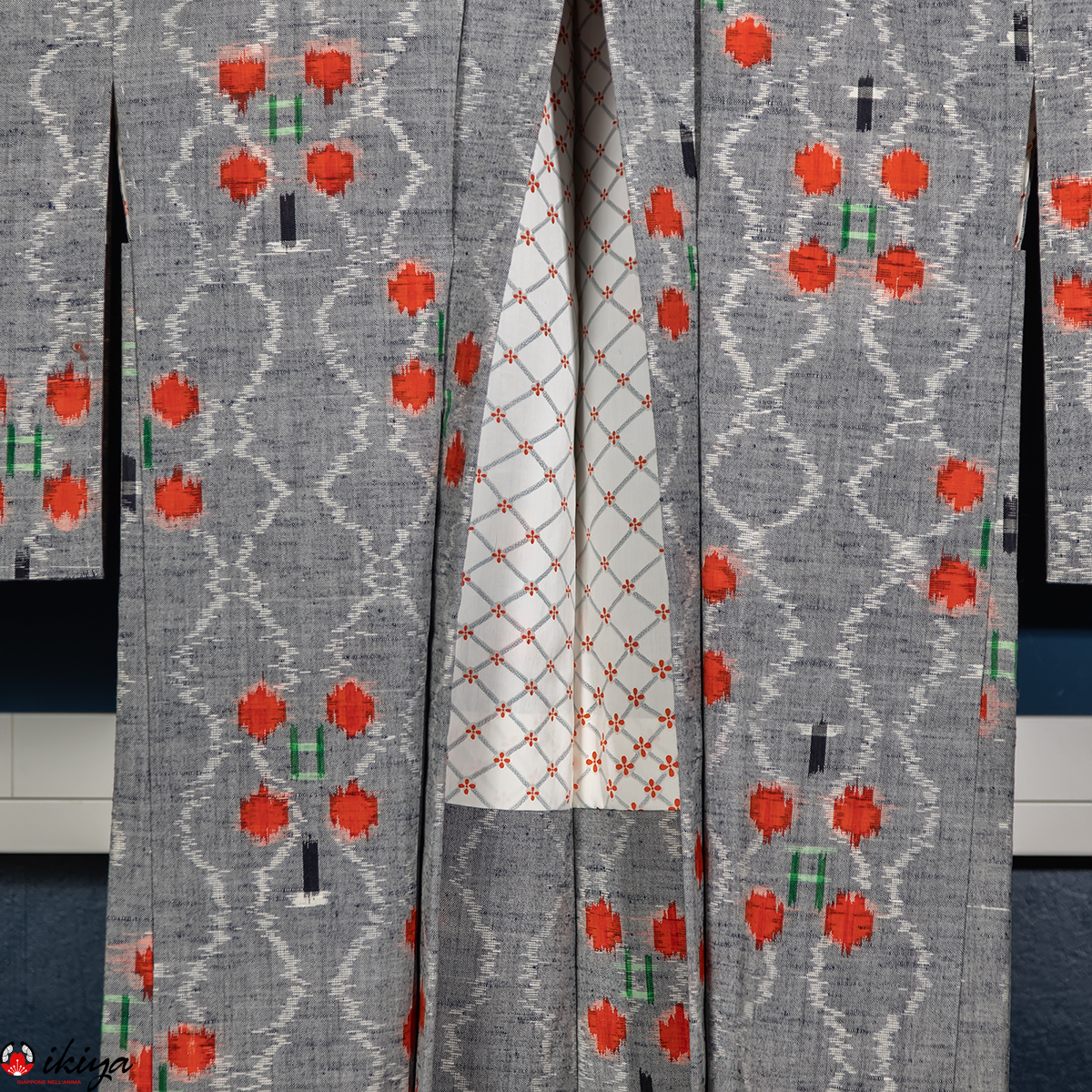 Haori vintage invernale in lana grigia con motivo kasuri - immagine 3